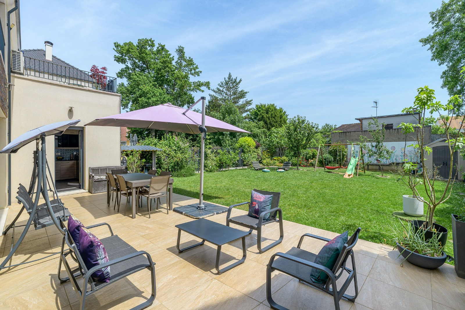 Maison contemporaine de prestige de 189 m2 - Terrain piscinable de 635 m2